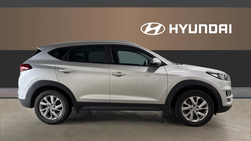 Hyundai TUCSON 1.6 GDi SE Nav 5dr 2WD Petrol Estate - Image 5