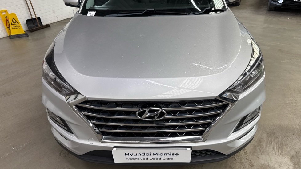 Hyundai TUCSON 1.6 GDi SE Nav 5dr 2WD Petrol Estate - Image 8