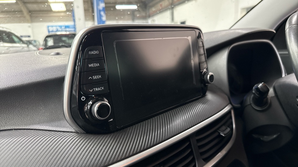 Hyundai TUCSON 1.6 GDi SE Nav 5dr 2WD Petrol Estate - Image 12