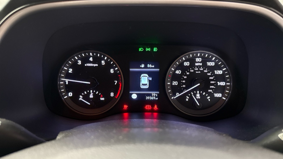 Hyundai TUCSON 1.6 GDi SE Nav 5dr 2WD Petrol Estate - Image 18
