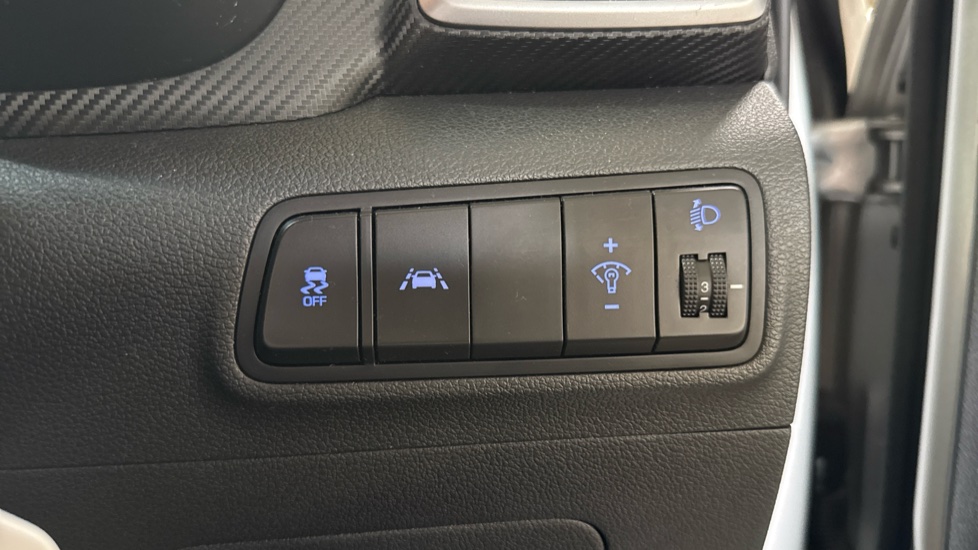 Hyundai TUCSON 1.6 GDi SE Nav 5dr 2WD Petrol Estate - Image 26