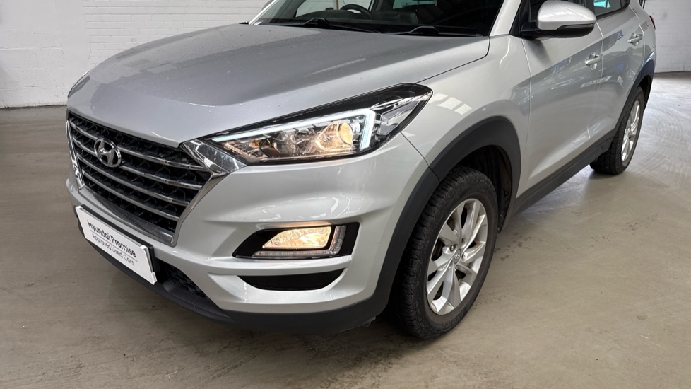 Hyundai TUCSON 1.6 GDi SE Nav 5dr 2WD Petrol Estate - Image 43