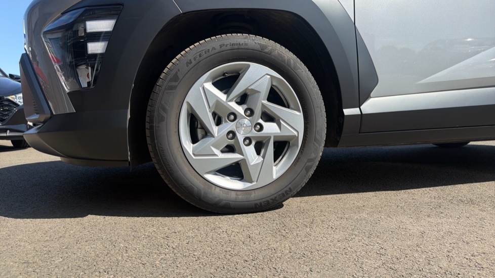 Hyundai KONA 1.6T 138 Advance 5dr Petrol Hatchback - Image 7