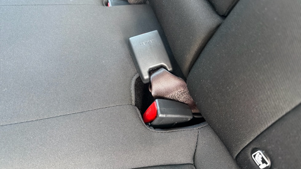 Hyundai KONA 1.6T 138 Advance 5dr Petrol Hatchback - Image 17