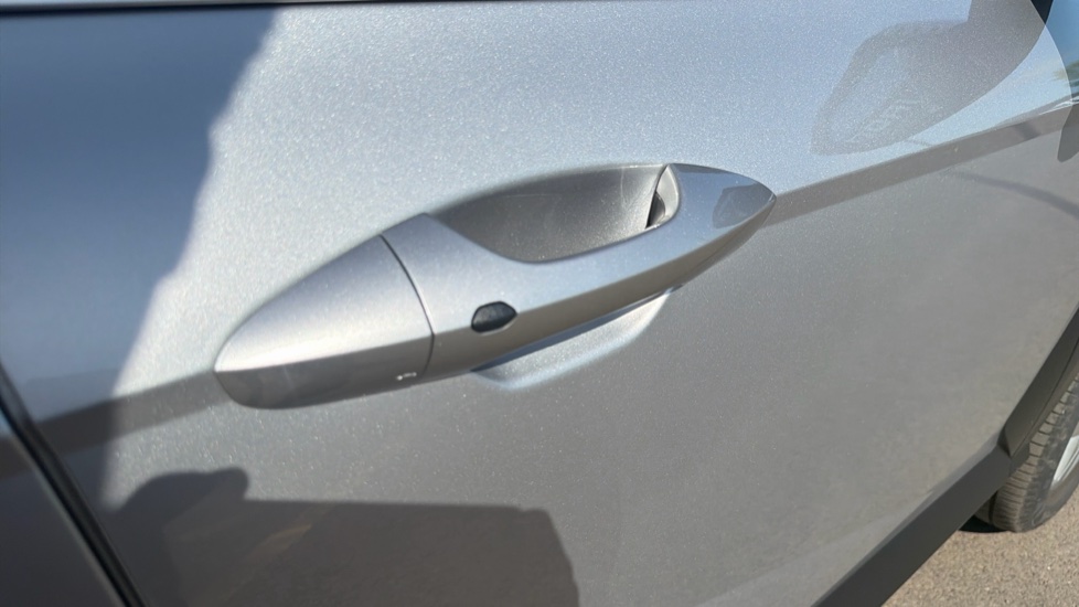 Hyundai KONA 1.6T 138 Advance 5dr Petrol Hatchback - Image 21
