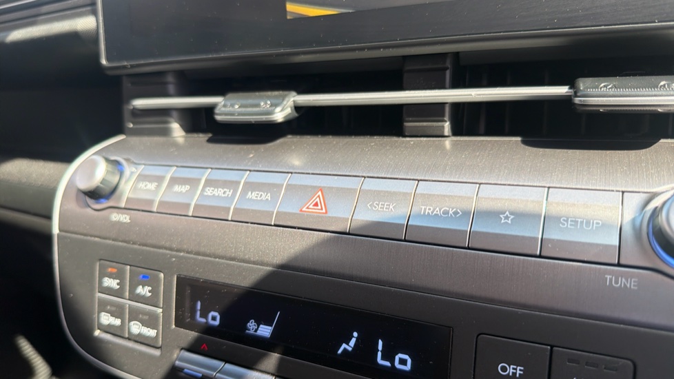 Hyundai KONA 1.6T 138 Advance 5dr Petrol Hatchback - Image 38