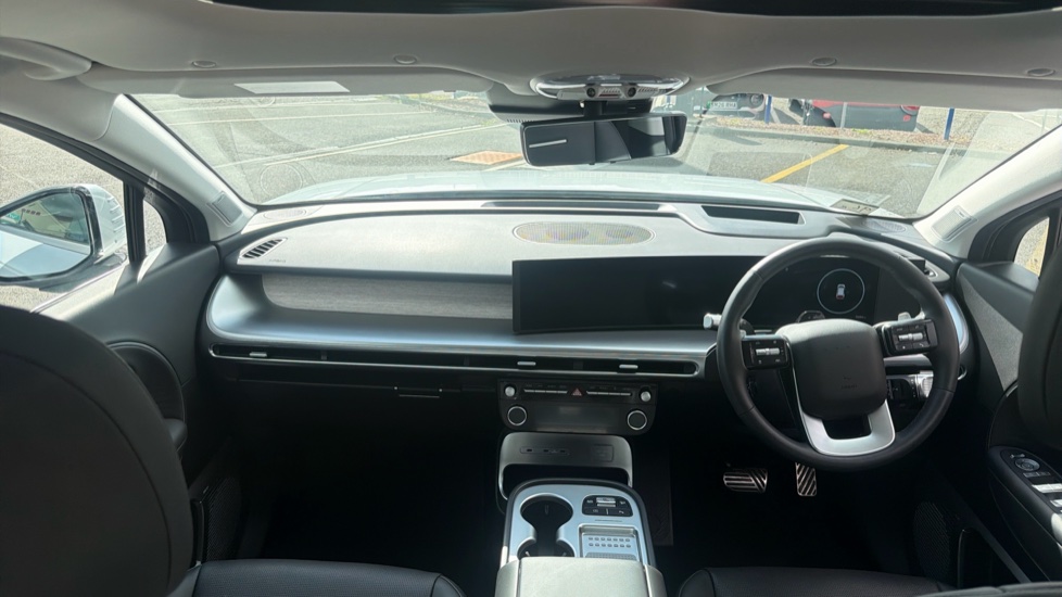 Hyundai IONIQ 9 226kW Ultimate 110kWh 5dr AWD Auto Electric Estate - Image 10