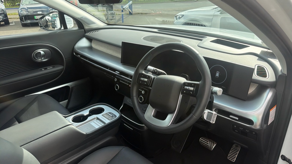 Hyundai IONIQ 9 226kW Ultimate 110kWh 5dr AWD Auto Electric Estate - Image 11