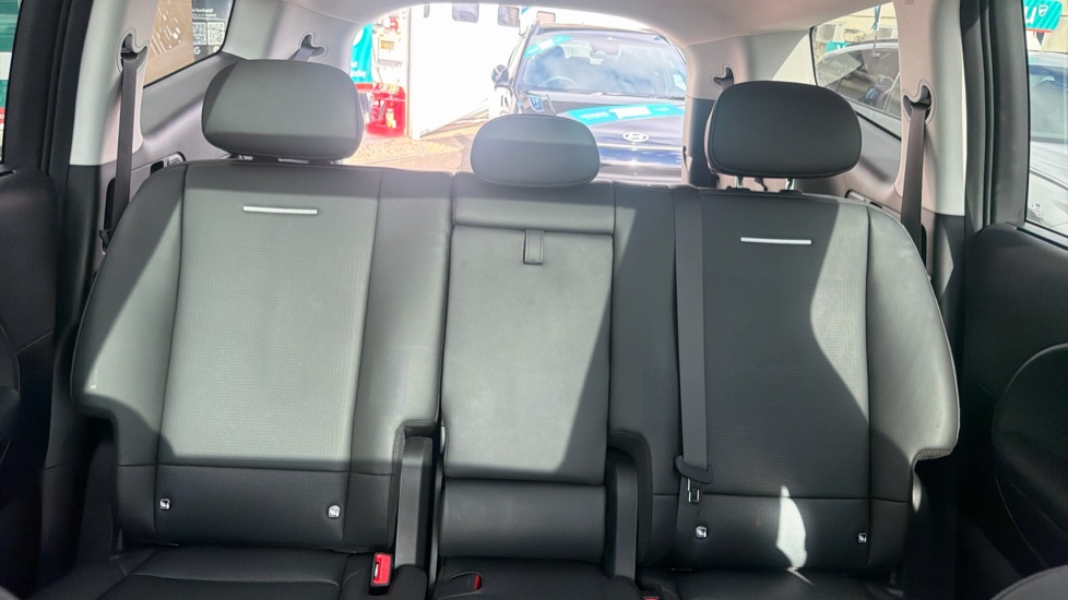 Hyundai IONIQ 9 226kW Ultimate 110kWh 5dr AWD Auto Electric Estate - Image 15
