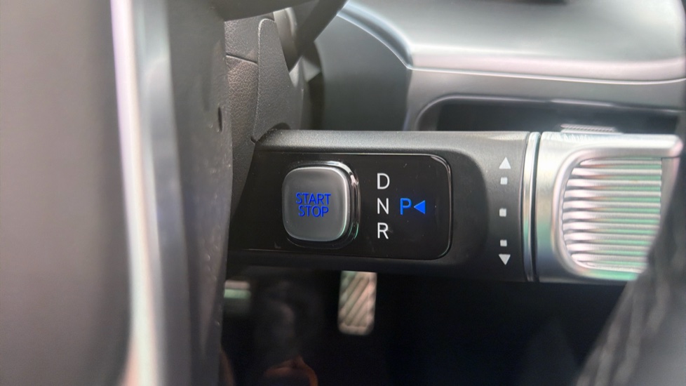 Hyundai IONIQ 9 226kW Ultimate 110kWh 5dr AWD Auto Electric Estate - Image 35
