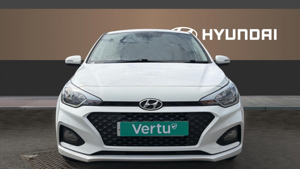 Hyundai i20 1.2 MPi S Connect 5dr Petrol Hatchback - Image 3