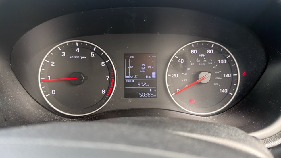Hyundai i20 1.2 MPi S Connect 5dr Petrol Hatchback - Image 14