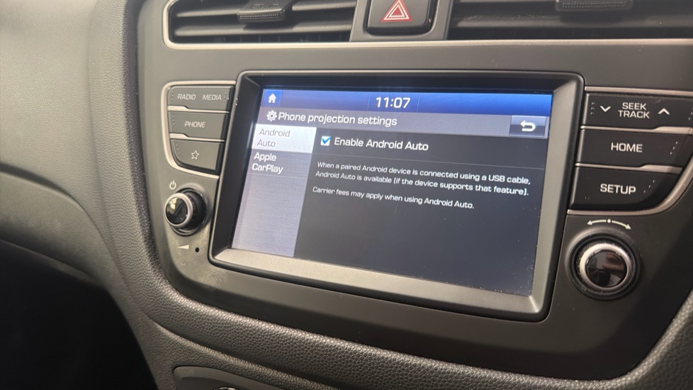 Hyundai i20 1.2 MPi S Connect 5dr Petrol Hatchback - Image 31
