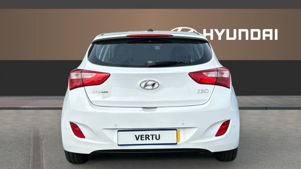 Hyundai i30 1.6 CRDi Blue Drive SE Nav 5dr Diesel Hatchback - Image 6