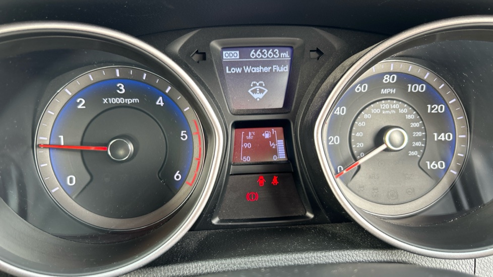 Hyundai i30 1.6 CRDi Blue Drive SE Nav 5dr Diesel Hatchback - Image 18