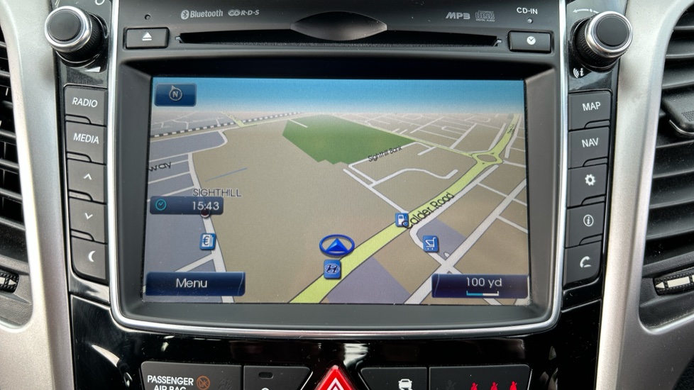 Hyundai i30 1.6 CRDi Blue Drive SE Nav 5dr Diesel Hatchback - Image 30