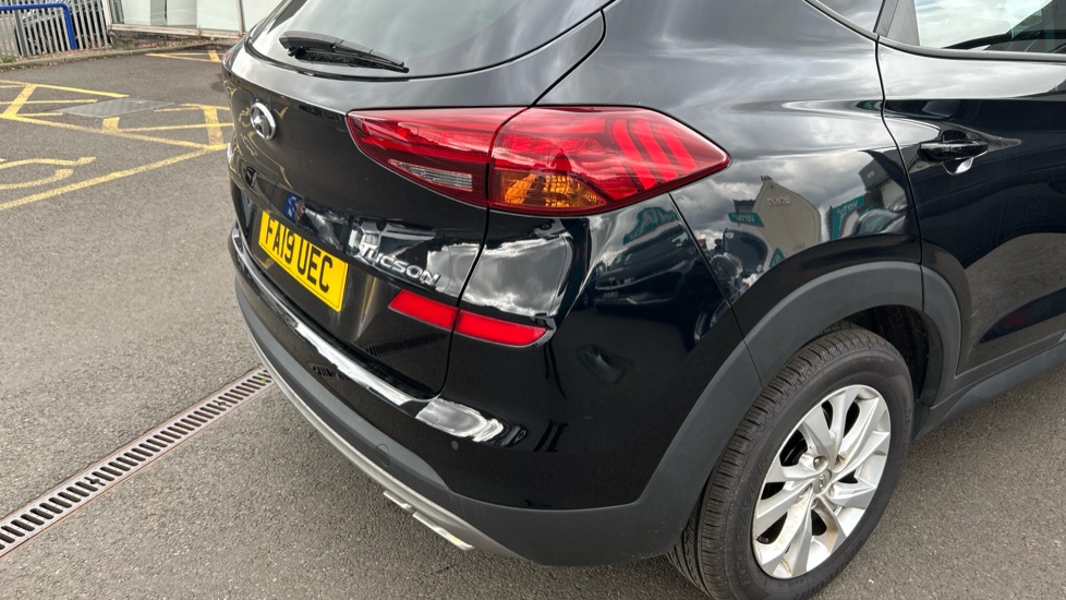 Hyundai TUCSON 1.6 TGDi 177 SE Nav 5dr 2WD Petrol Estate - Image 41