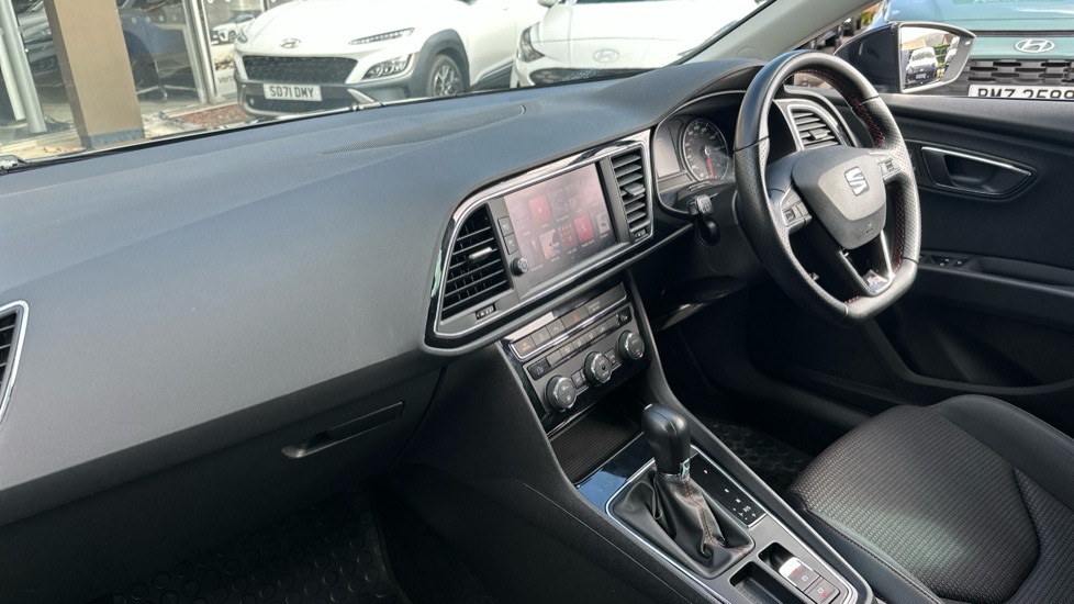SEAT Leon 2.0 TSI 190 FR Sport [EZ] 5dr DSG Petrol Estate - Image 9