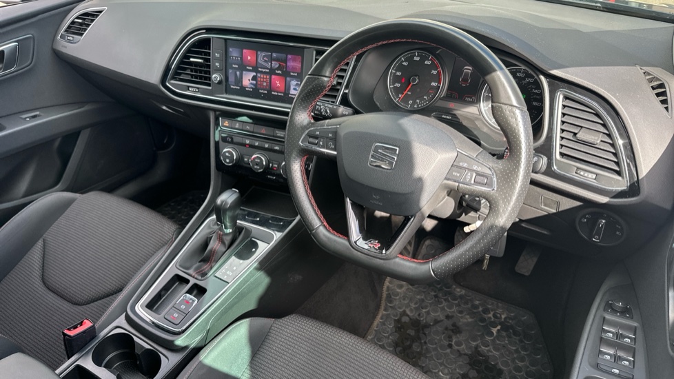 SEAT Leon 2.0 TSI 190 FR Sport [EZ] 5dr DSG Petrol Estate - Image 11