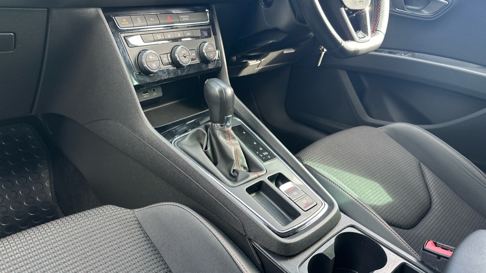 SEAT Leon 2.0 TSI 190 FR Sport [EZ] 5dr DSG Petrol Estate - Image 13