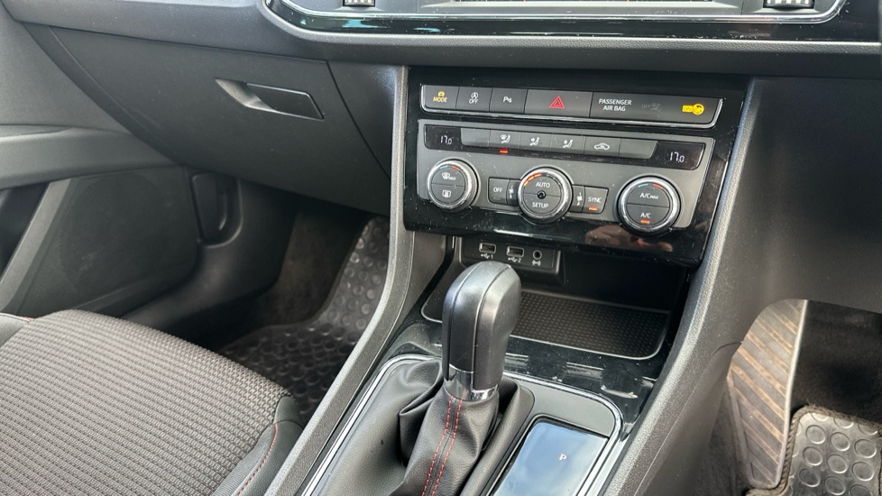 SEAT Leon 2.0 TSI 190 FR Sport [EZ] 5dr DSG Petrol Estate - Image 39