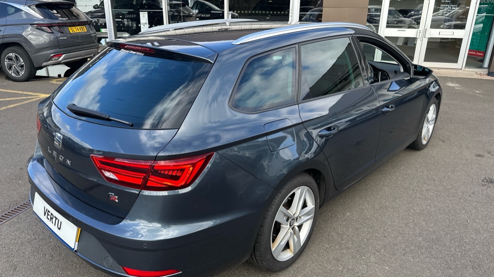 SEAT Leon 2.0 TSI 190 FR Sport [EZ] 5dr DSG Petrol Estate - Image 44