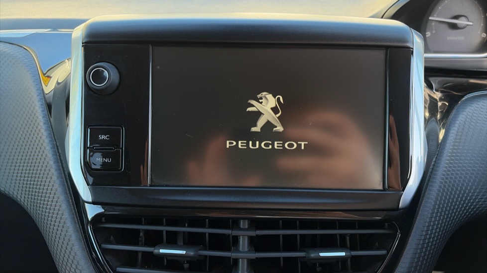 Peugeot 2008 1.6 e-HDi Allure 5dr EGC Diesel Estate - Image 12