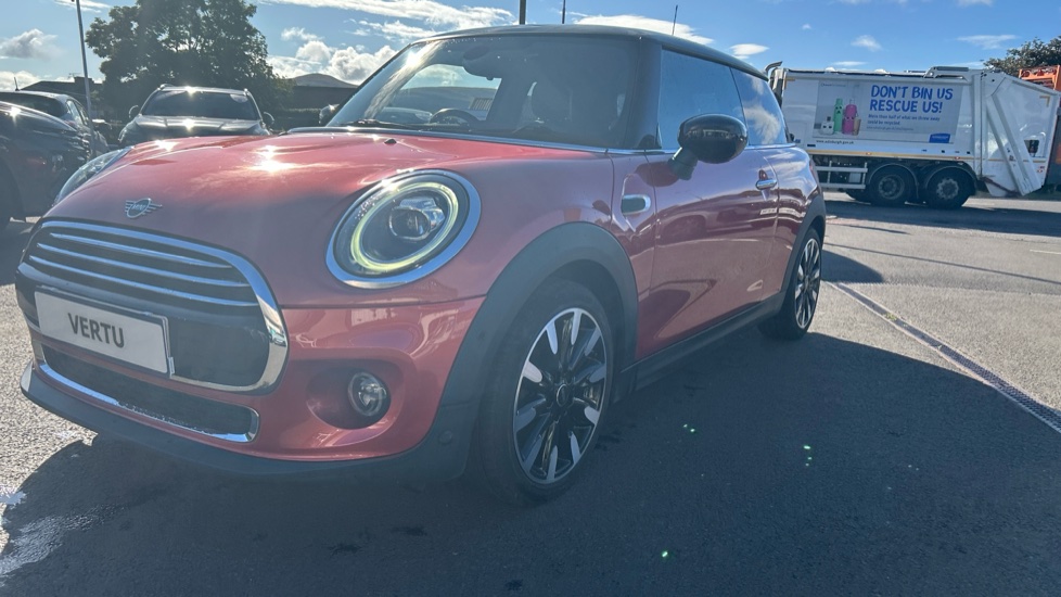 MINI Hatchback 1.5 Cooper Exclusive II 3dr Auto Petrol Hatchback - Image 30