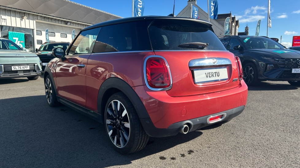 MINI Hatchback 1.5 Cooper Exclusive II 3dr Auto Petrol Hatchback - Image 32