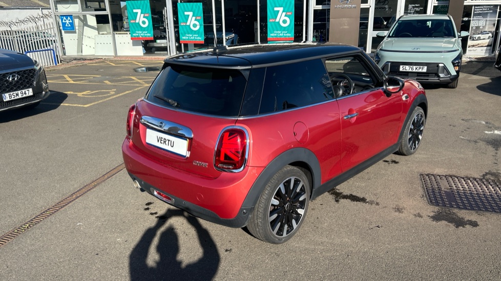 MINI Hatchback 1.5 Cooper Exclusive II 3dr Auto Petrol Hatchback - Image 35
