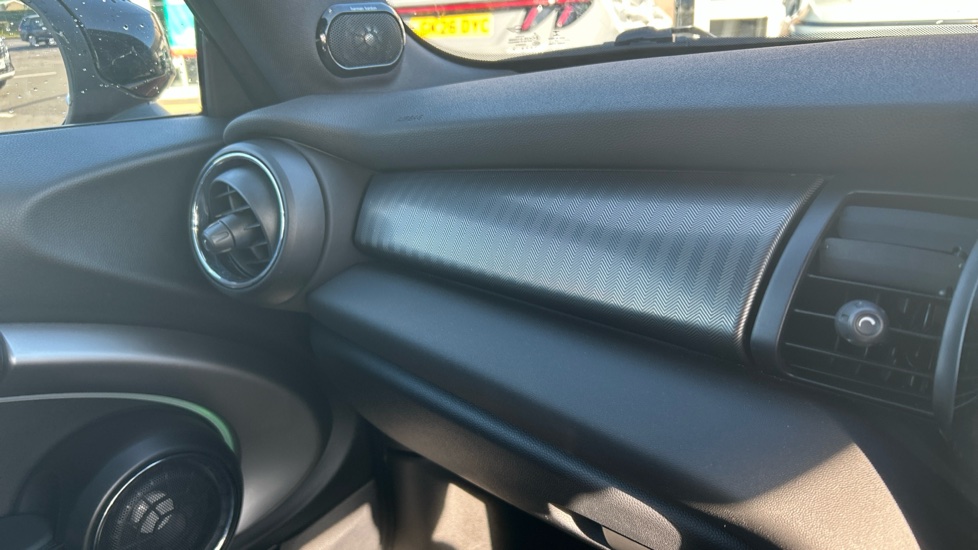MINI Hatchback 1.5 Cooper Exclusive II 3dr Auto Petrol Hatchback - Image 40