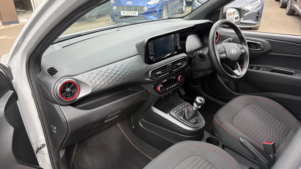 Hyundai i10 1.0 T-GDi N Line 5dr Petrol Hatchback - Image 9