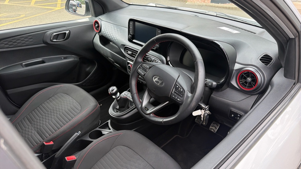 Hyundai i10 1.0 T-GDi N Line 5dr Petrol Hatchback - Image 11