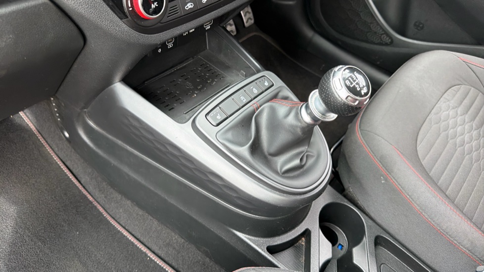 Hyundai i10 1.0 T-GDi N Line 5dr Petrol Hatchback - Image 13