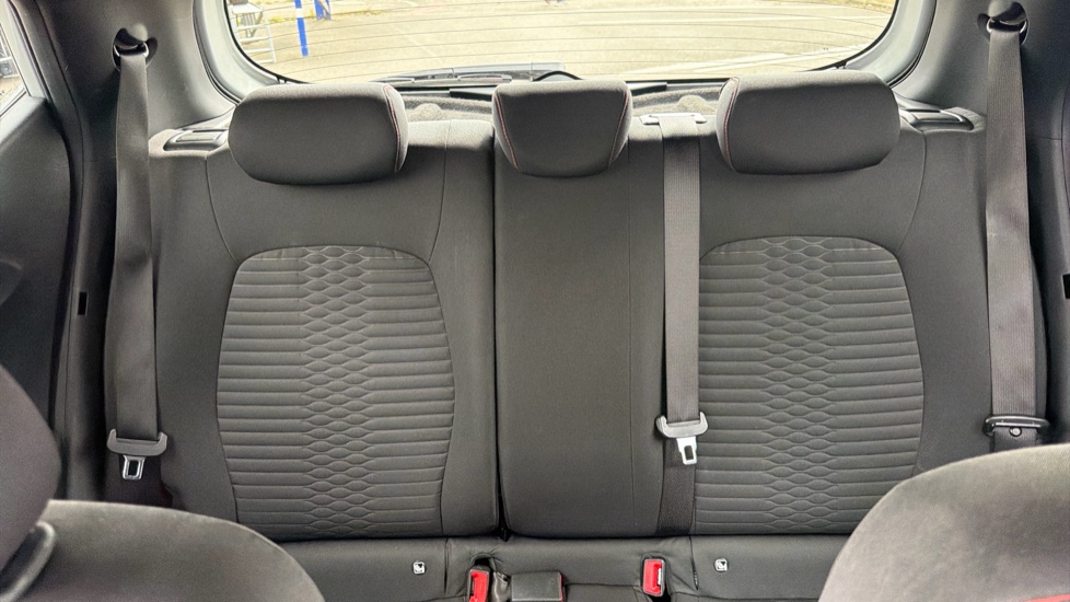 Hyundai i10 1.0 T-GDi N Line 5dr Petrol Hatchback - Image 15