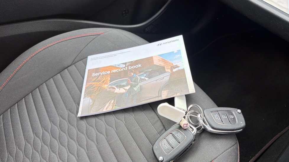 Hyundai i10 1.0 T-GDi N Line 5dr Petrol Hatchback - Image 19