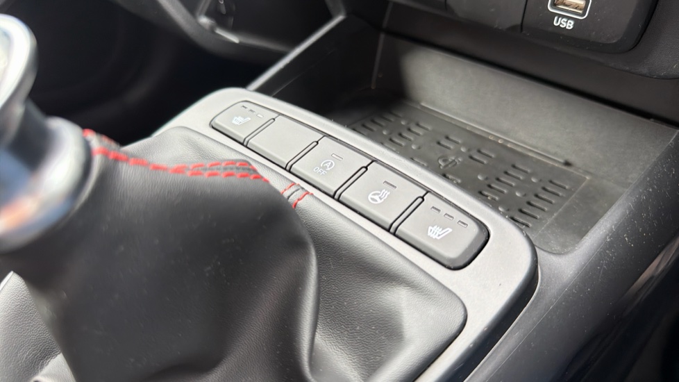 Hyundai i10 1.0 T-GDi N Line 5dr Petrol Hatchback - Image 23