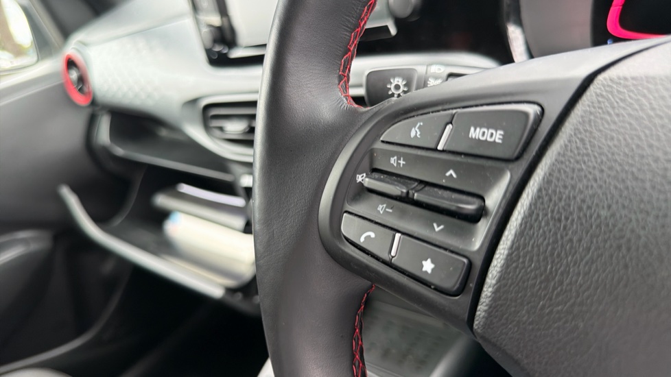 Hyundai i10 1.0 T-GDi N Line 5dr Petrol Hatchback - Image 26