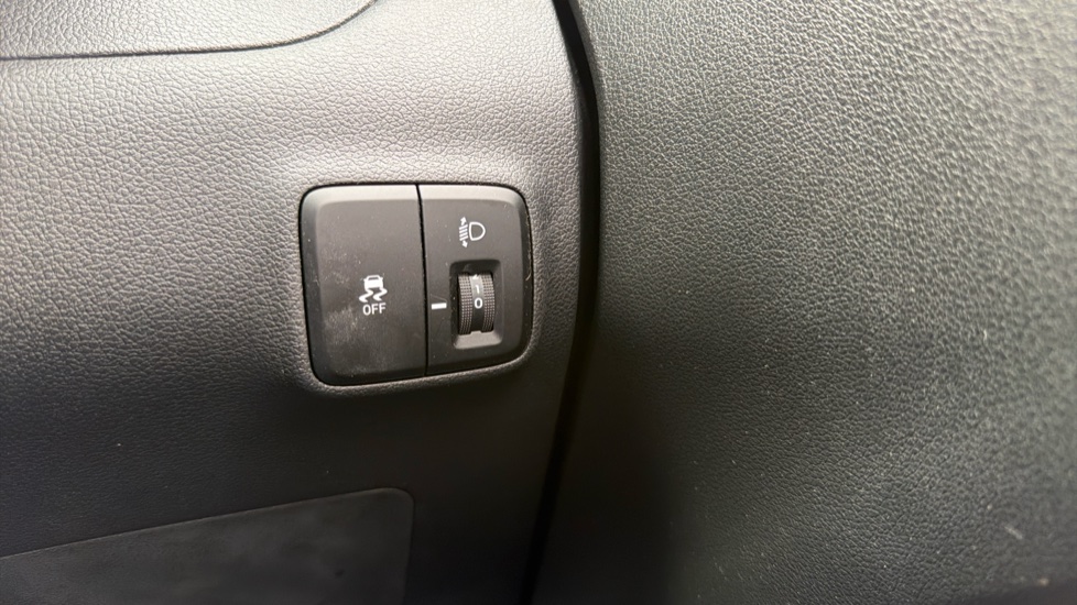 Hyundai i10 1.0 T-GDi N Line 5dr Petrol Hatchback - Image 31