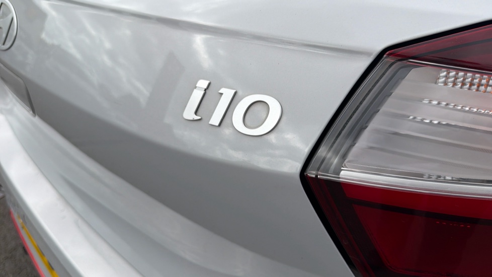 Hyundai i10 1.0 T-GDi N Line 5dr Petrol Hatchback - Image 38