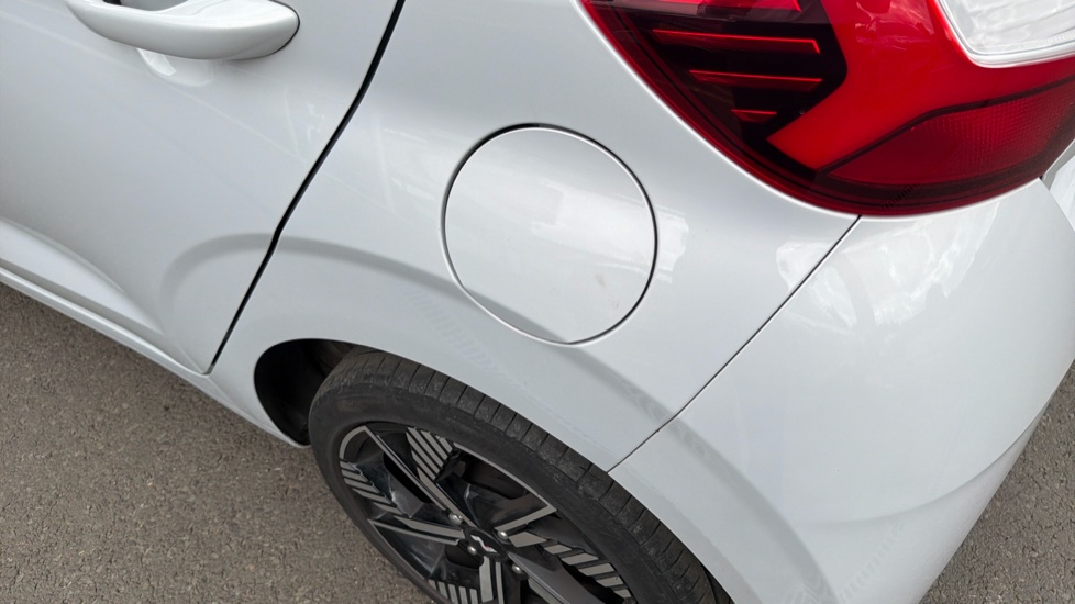Hyundai i10 1.0 T-GDi N Line 5dr Petrol Hatchback - Image 44