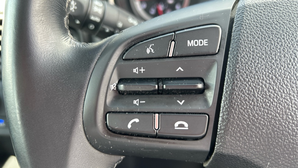 Hyundai i10 1.2 MPi SE Connect 5dr Auto Petrol Hatchback - Image 25