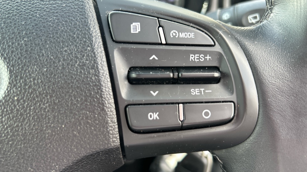 Hyundai i10 1.2 MPi SE Connect 5dr Auto Petrol Hatchback - Image 26
