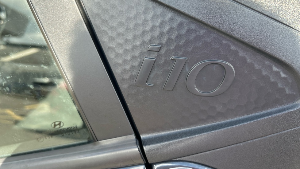 Hyundai i10 1.2 MPi SE Connect 5dr Auto Petrol Hatchback - Image 35
