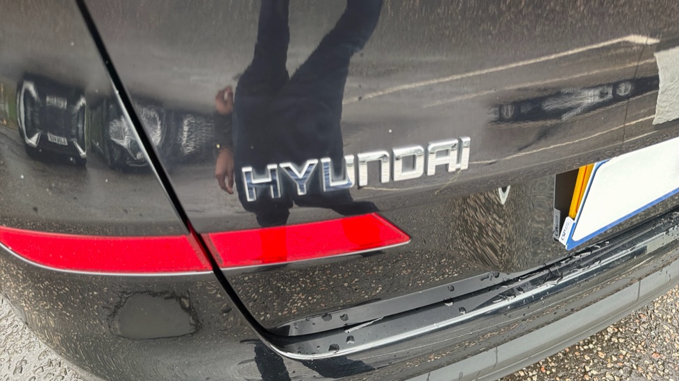 Hyundai TUCSON 1.6 GDi SE Nav 5dr 2WD Petrol Estate - Image 26
