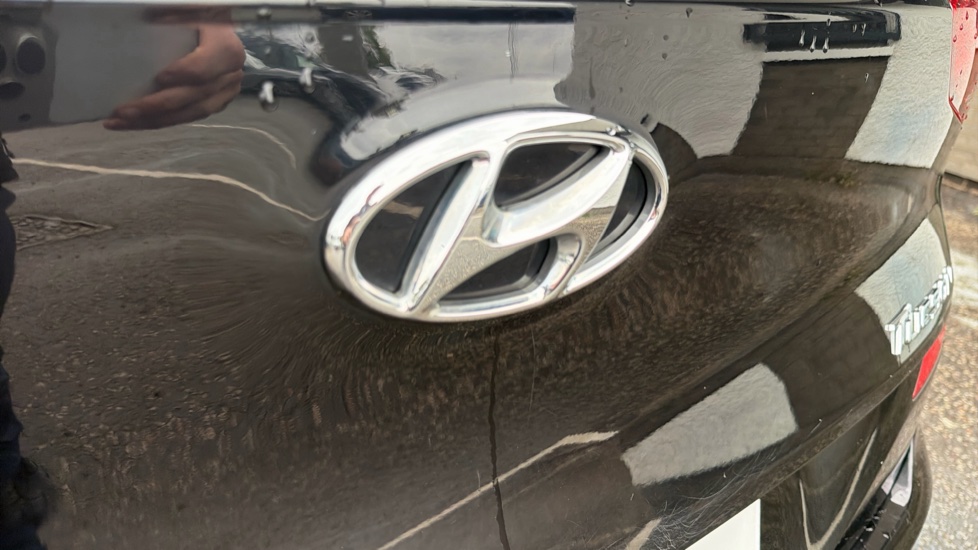 Hyundai TUCSON 1.6 GDi SE Nav 5dr 2WD Petrol Estate - Image 27