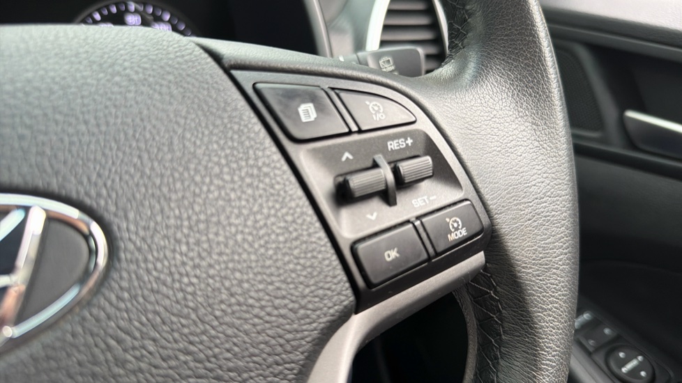 Hyundai TUCSON 1.6 GDi SE Nav 5dr 2WD Petrol Estate - Image 40