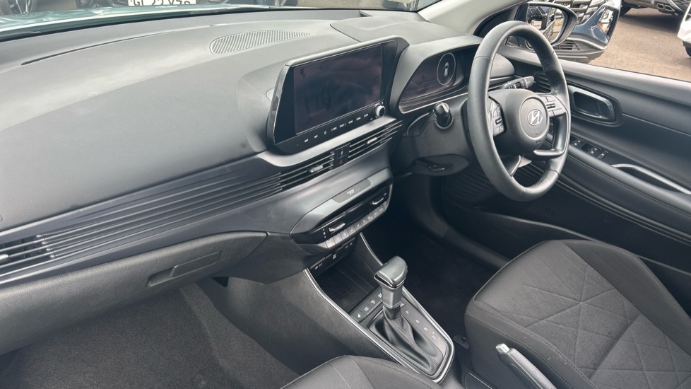 Hyundai BAYON 1.0 TGDi 48V MHEV Premium 5dr DCT Petrol Hatchback - Image 9
