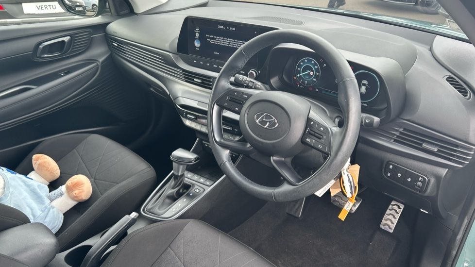 Hyundai BAYON 1.0 TGDi 48V MHEV Premium 5dr DCT Petrol Hatchback - Image 11