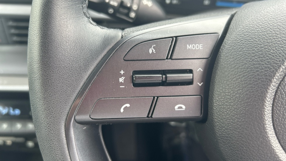 Hyundai BAYON 1.0 TGDi 48V MHEV Premium 5dr DCT Petrol Hatchback - Image 29